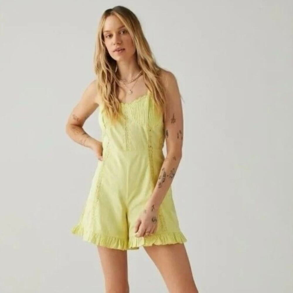 NWT URBAN OUTFITTERS UO Juliette Lace Inset Sun 
Yellow Romper